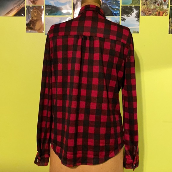 Button down - Picture 3 of 4